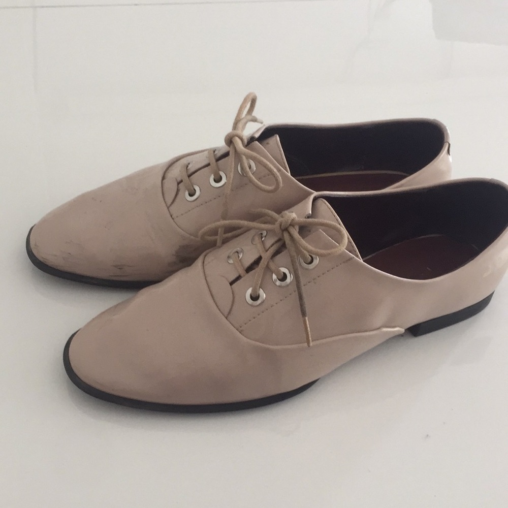 Nude loafers